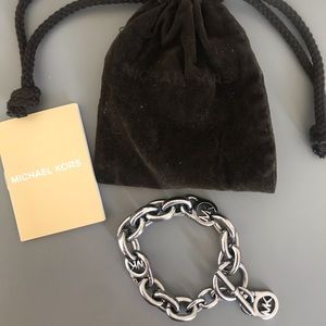 Michael Kors Heritage Padlock Oval Link Bracelet
